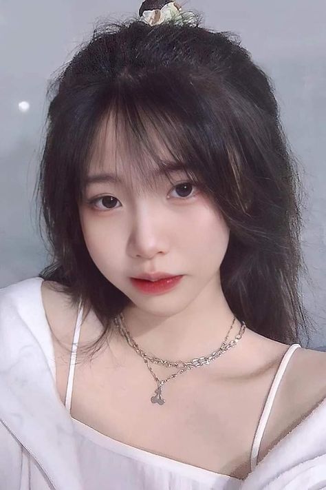 嗯～宝贝你的胸好软奶罩脱了视频